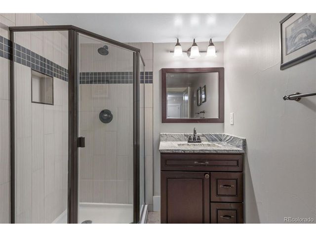 800 Steele St, Denver, CO 80206