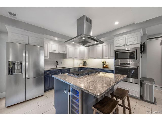 800 Steele St, Denver, CO 80206