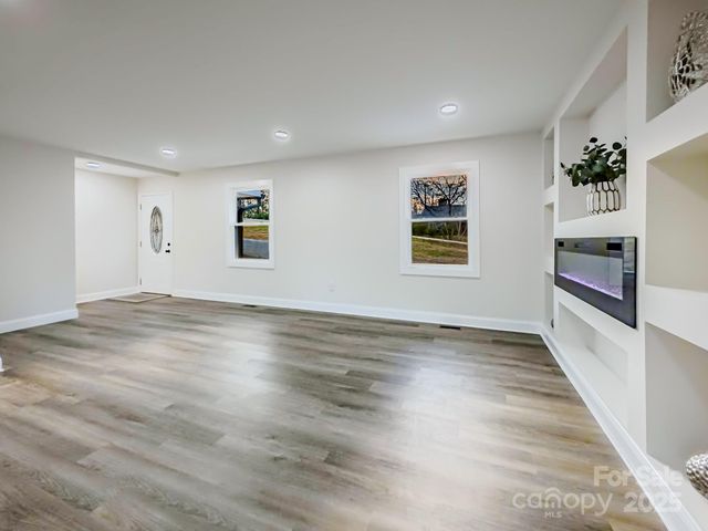 238 Lincoln Drive, Forest City, NC 28043