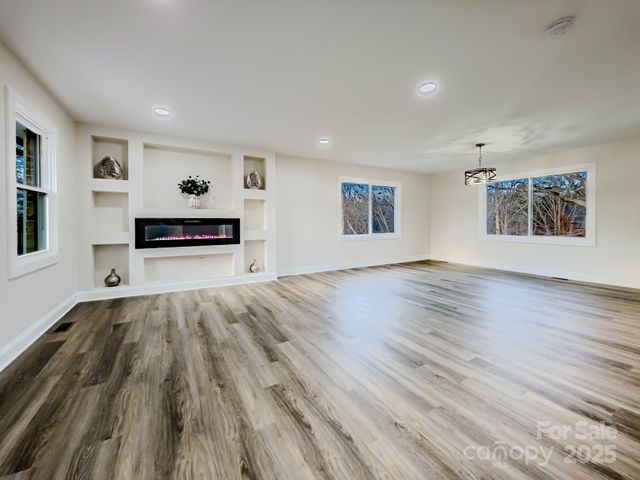 238 Lincoln Drive, Forest City, NC 28043