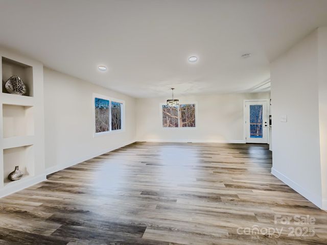 238 Lincoln Drive, Forest City, NC 28043