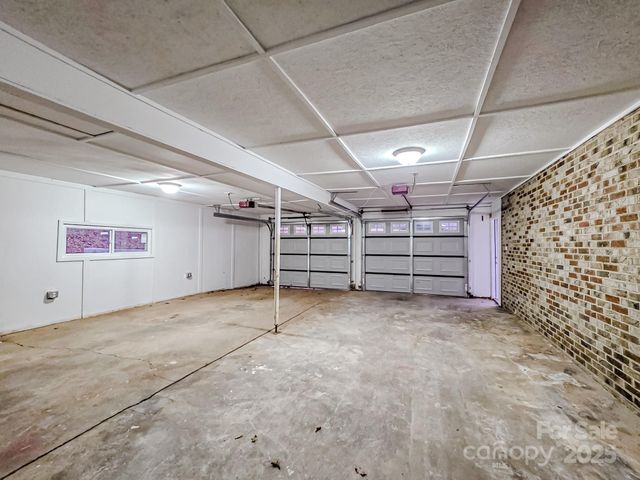 238 Lincoln Drive, Forest City, NC 28043