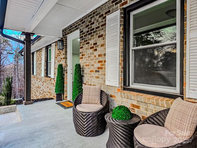 238 Lincoln Drive, Forest City, NC 28043