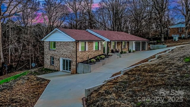 238 Lincoln Drive, Forest City, NC 28043