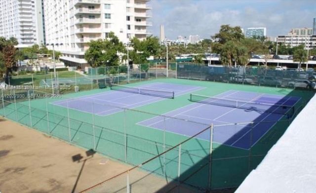 100 Bayview Dr 2014, Sunny Isles Beach, FL 33160