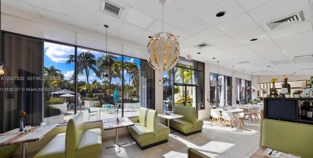 100 Bayview Dr 2014, Sunny Isles Beach, FL 33160