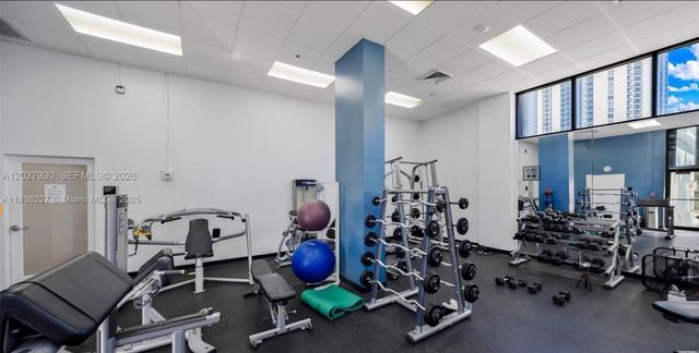 100 Bayview Dr 2014, Sunny Isles Beach, FL 33160