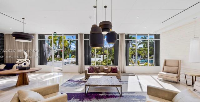 100 Bayview Dr 2014, Sunny Isles Beach, FL 33160