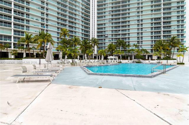 100 Bayview Dr 2014, Sunny Isles Beach, FL 33160