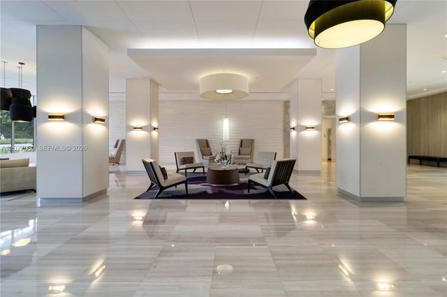 100 Bayview Dr 2014, Sunny Isles Beach, FL 33160