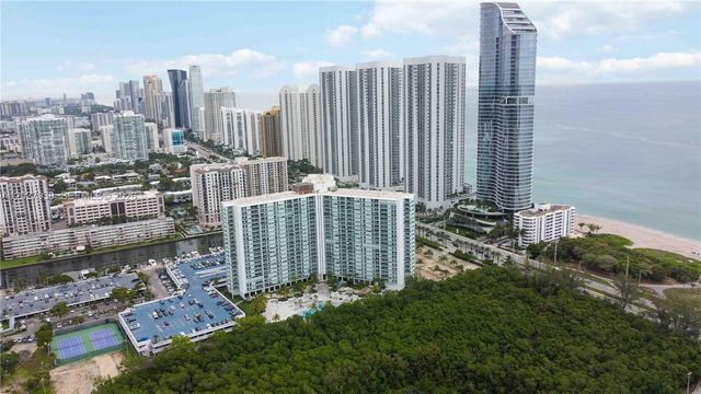 100 Bayview Dr 2014, Sunny Isles Beach, FL 33160