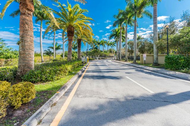 161 Monterey Bay Drive, Boynton Beach, FL 33426