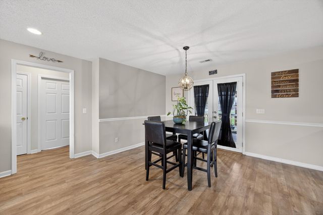 8927 Wings Way, Hixson, TN 37343