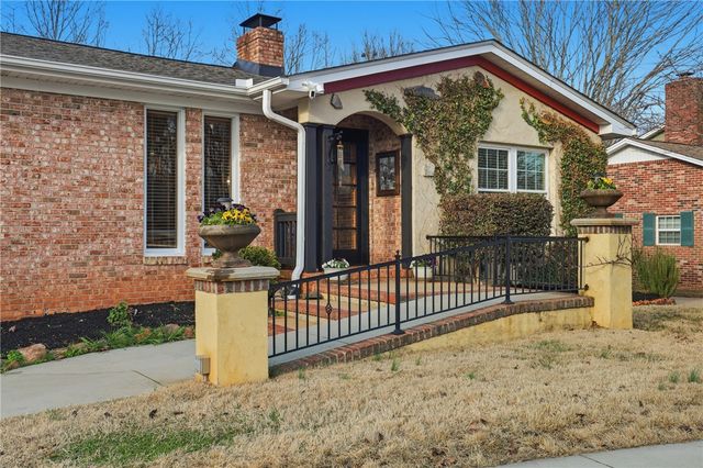 108 Eastcliffe Way, Greenville, SC 29611