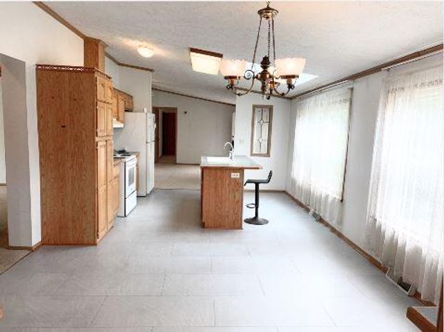 10424 W Ef Avenue, Kalamazoo, MI 49009