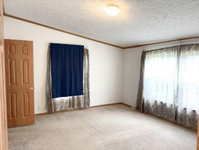10424 W Ef Avenue, Kalamazoo, MI 49009