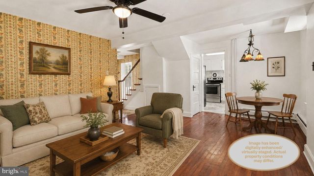 15 HILLSIDE RD, Dauphin, PA 17018
