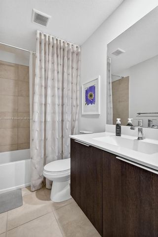 4740 NW 84th Ave, Doral, FL 33166