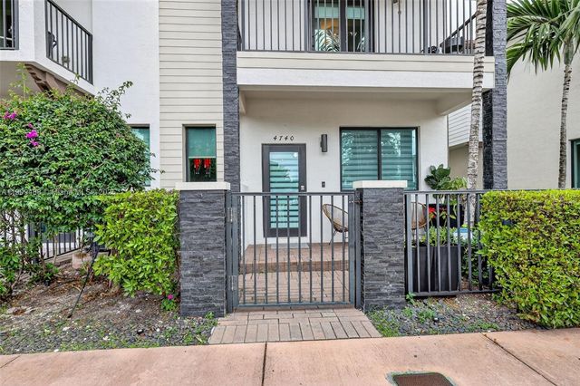 4740 NW 84th Ave, Doral, FL 33166