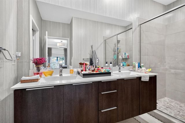 4740 NW 84th Ave, Doral, FL 33166