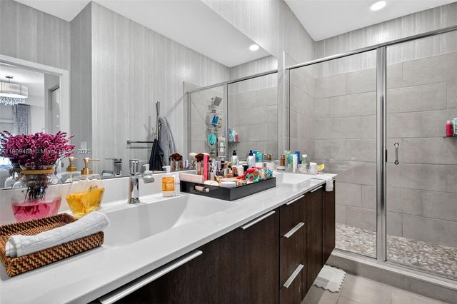 4740 NW 84th Ave, Doral, FL 33166