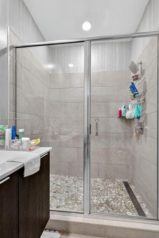 4740 NW 84th Ave, Doral, FL 33166