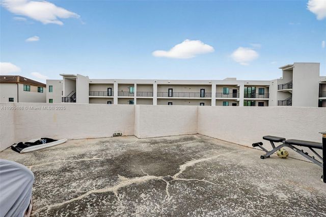 4740 NW 84th Ave, Doral, FL 33166