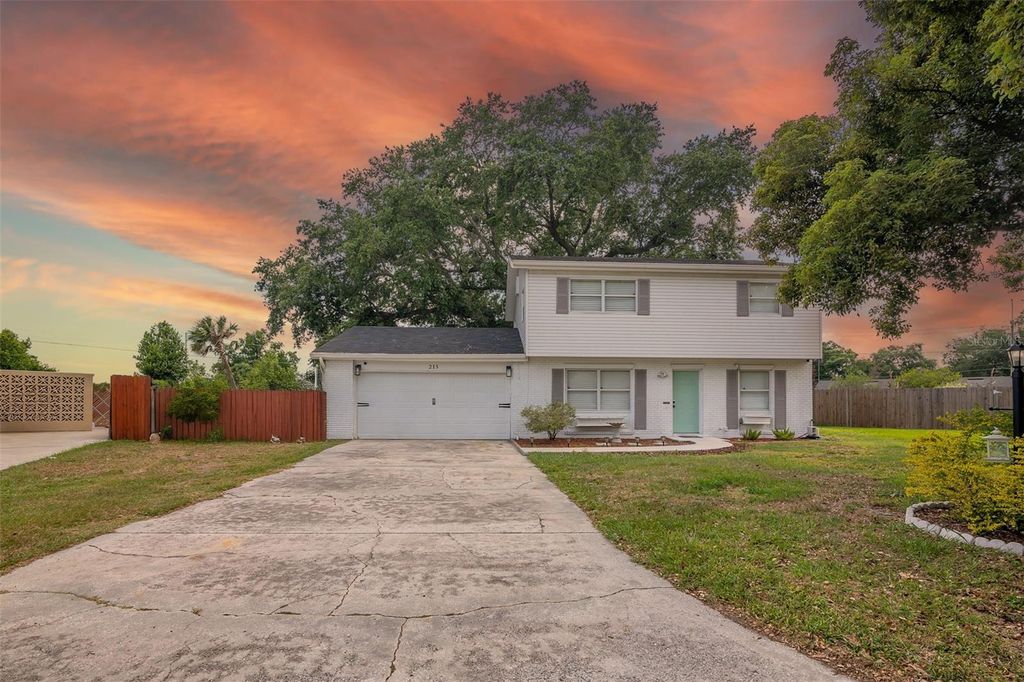 Image 28 of property listing at 215 KILMER LANE, Winter Haven, FL 33884