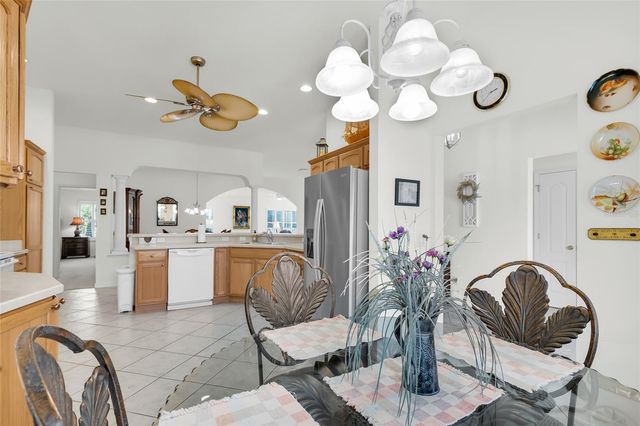 934 MOSES LOOP, The Villages, FL 32162