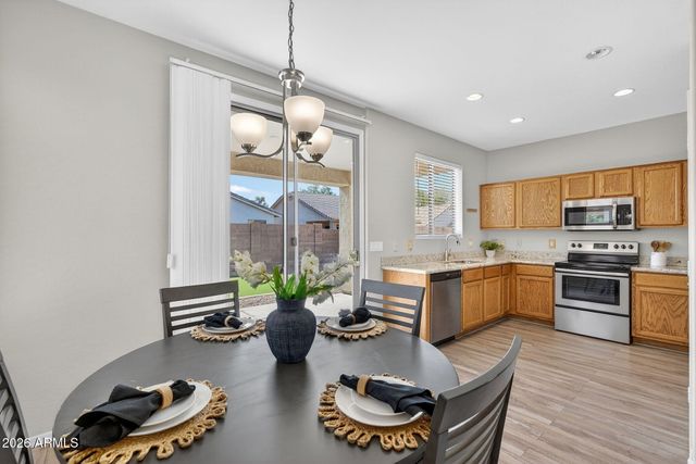 3351 E CLIFTON Avenue, Gilbert, AZ 85295