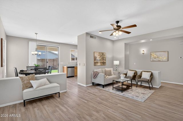 3351 E CLIFTON Avenue, Gilbert, AZ 85295