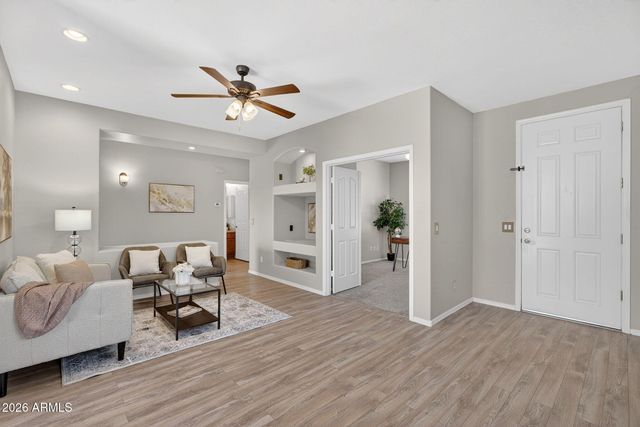 3351 E CLIFTON Avenue, Gilbert, AZ 85295