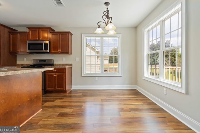 2523 Ginger Leaf Drive NE, Conyers, GA 30013