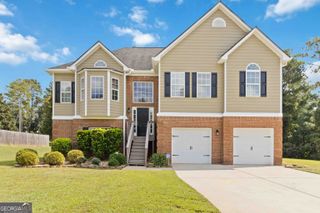 2523 Ginger Leaf Drive NE, Conyers, GA 30013