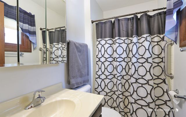 38383 N Tewes Court, Beach Park, IL 60087