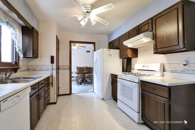 38383 N Tewes Court, Beach Park, IL 60087