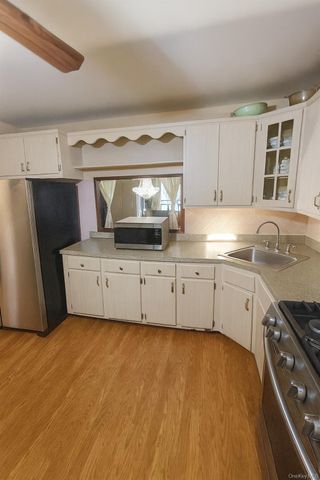 598 Shepherd Avenue, Brooklyn, NY 11208