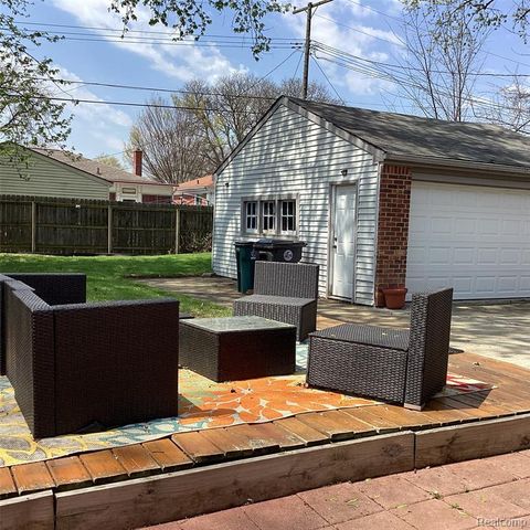 23125 Church Street, Oak Park, MI 48237