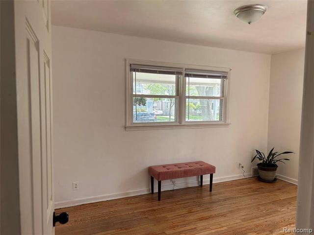 23125 Church Street, Oak Park, MI 48237