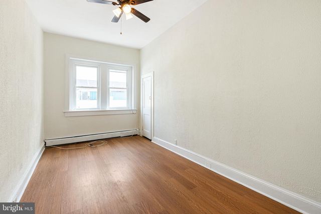 800 STATE RD, Croydon, PA 19021