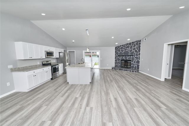 211 MARION OAKS LANE, Ocala, FL 34473