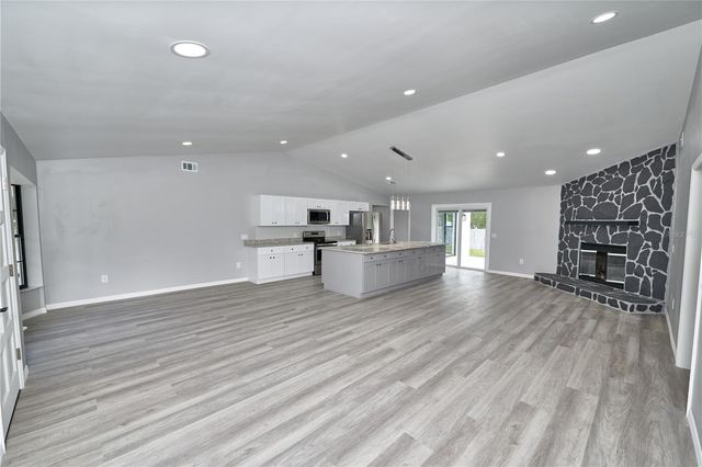 211 MARION OAKS LANE, Ocala, FL 34473