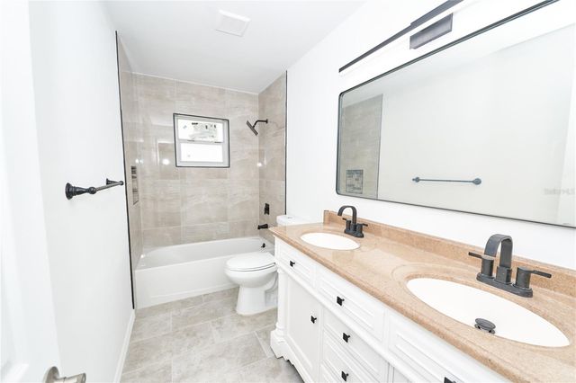 211 MARION OAKS LANE, Ocala, FL 34473