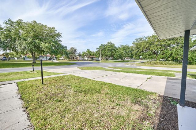 211 MARION OAKS LANE, Ocala, FL 34473