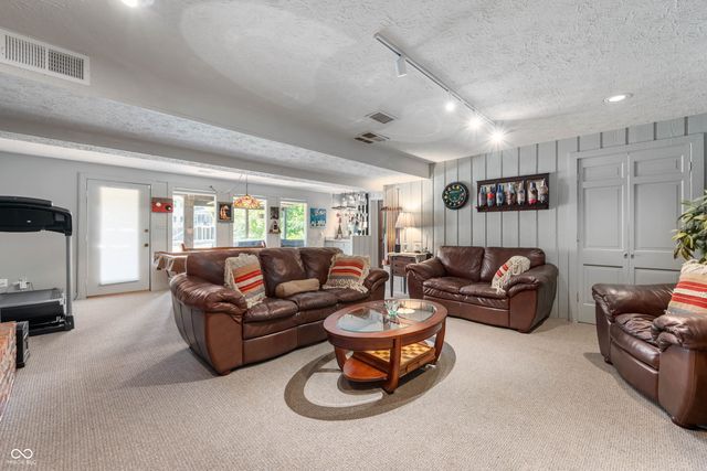 3671 N Windsor Place, Martinsville, IN 46151