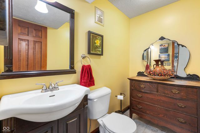 3671 N Windsor Place, Martinsville, IN 46151