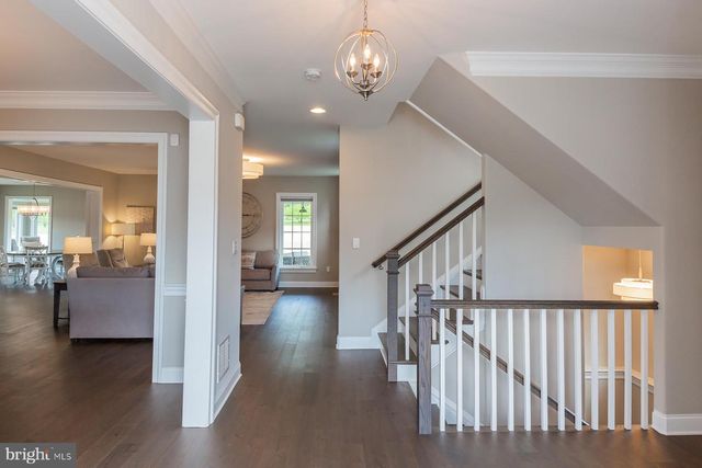 425 E DELP RD, Lancaster, PA 17601
