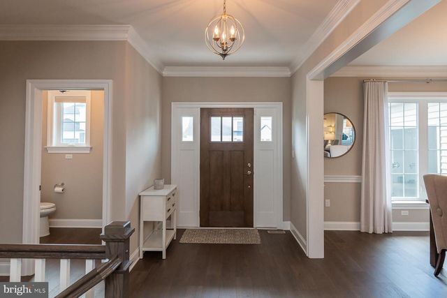 425 E DELP RD, Lancaster, PA 17601