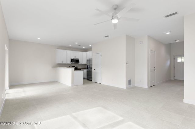 199 Dayton Boulevard, Melbourne Village, FL 32904