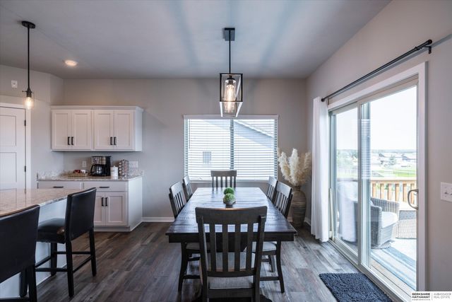 9401 S 178th Street, Omaha, NE 68136